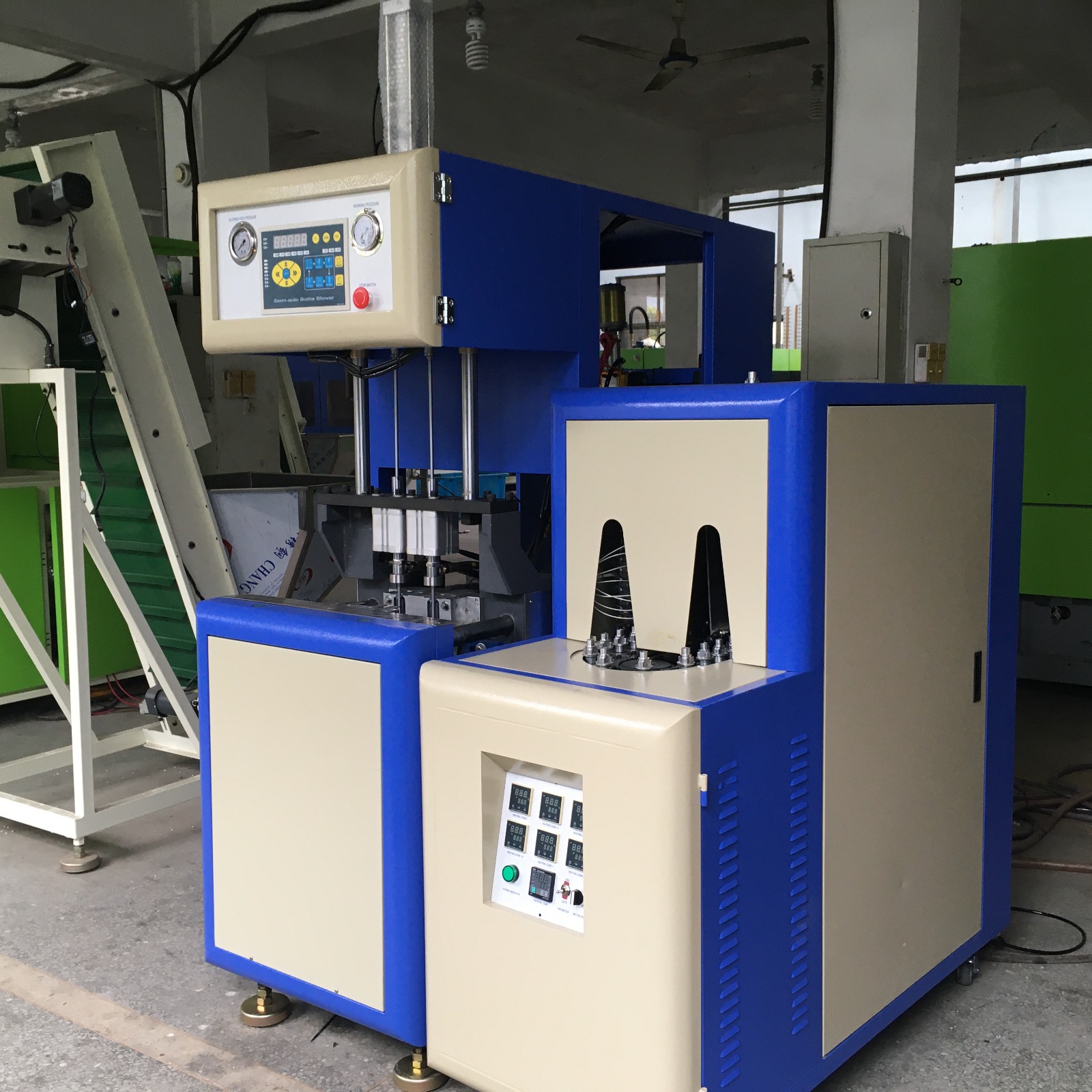 Semi Automatic PET Bottle Blower